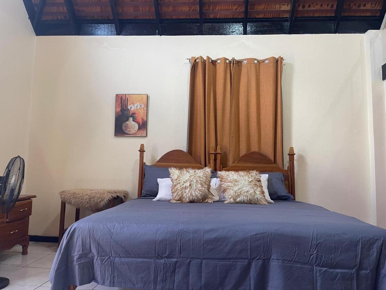 Oceanfront Condo W/ Free Parking + High Speed Wifi Negril Dış mekan fotoğraf